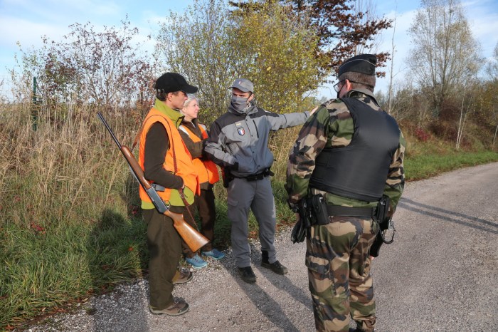 Haute-Saône | Sécurité. Une soixantaine de chasseurs contrôlés How much to tip house cleaner