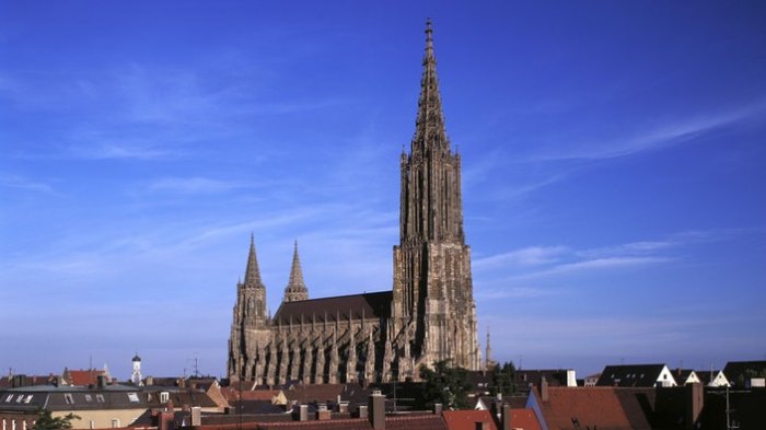 Petersdom: Die größte Kirche der Welt? - Religion - Kultur - Planet Wissen How to avoid bleeding gums
